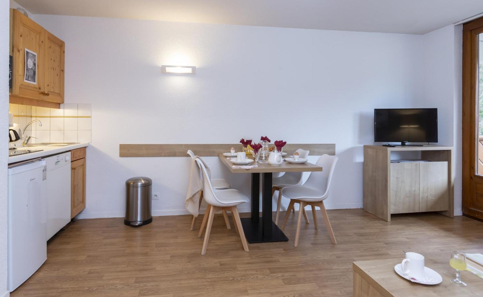 Residence Odalys Le Buet Morillon Exterior photo